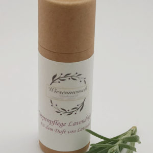 Lippenpflege mit Lavendelöl und Bio-Bienenwachs